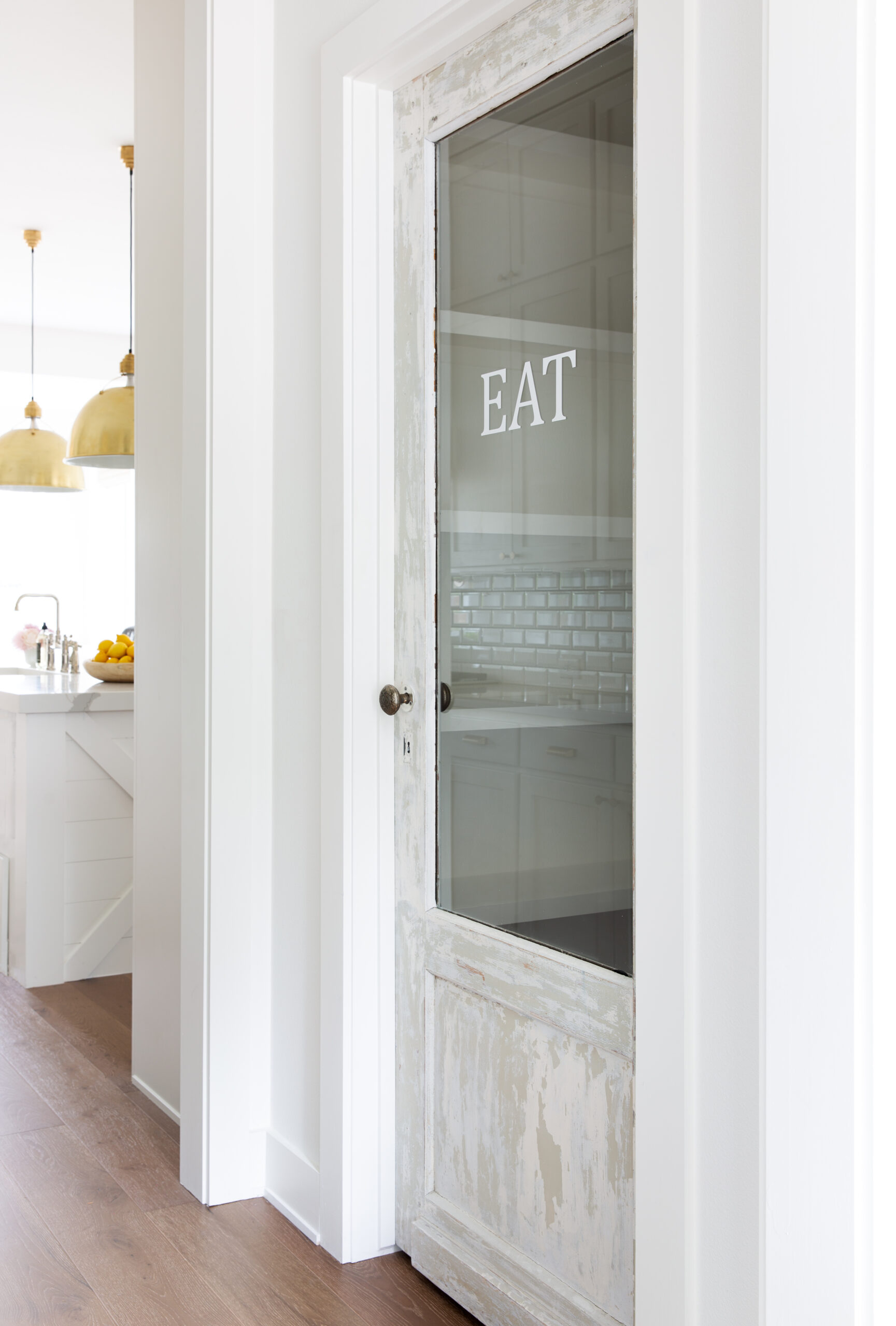 Vintage+pantry+door+with Custom+lettering+eat Sign+new+build+nuela+designs